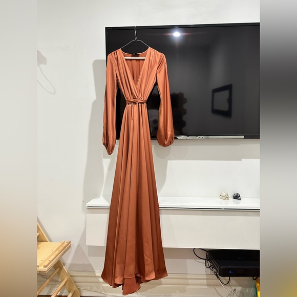 Michael Costello Eric Gown - Picture 4 of 4